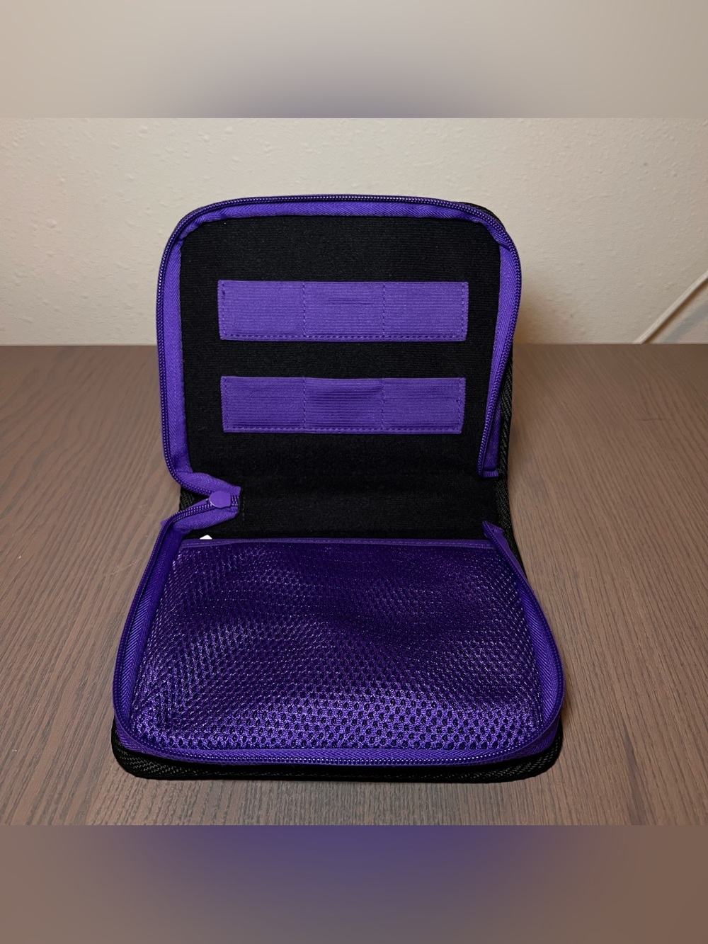LEGEND OF ZELDA MAJORA’S MASK NINTENDO 3DS HANDHELD & GAMING CARD CARRYING CASE - Picture 4 of 5